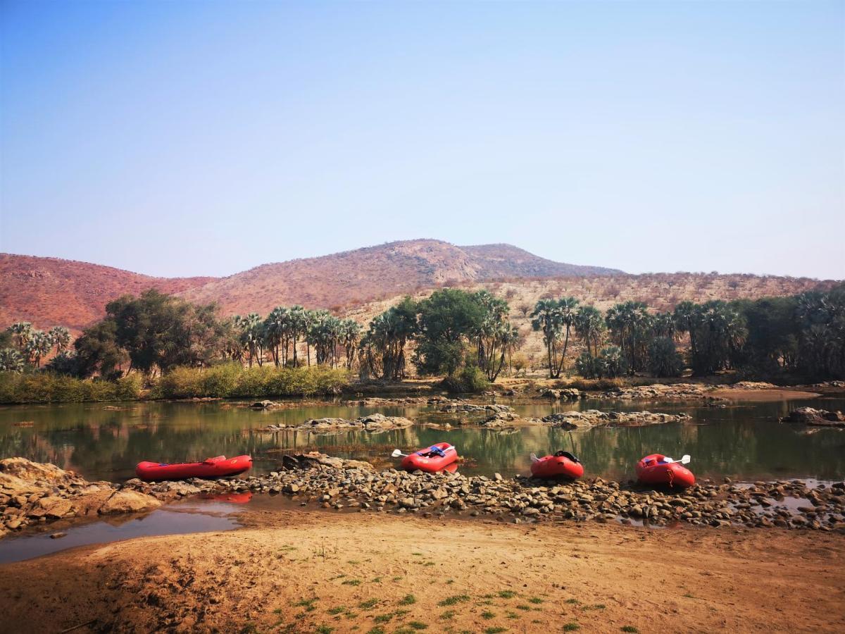 Omarunga Epupa-Falls Campsite Otel Dış mekan fotoğraf